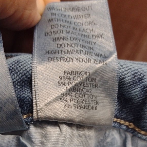 SAIGE Stylish Light Blue Barrel Leg or Wide Leg Jeans - Picture 16 of 16